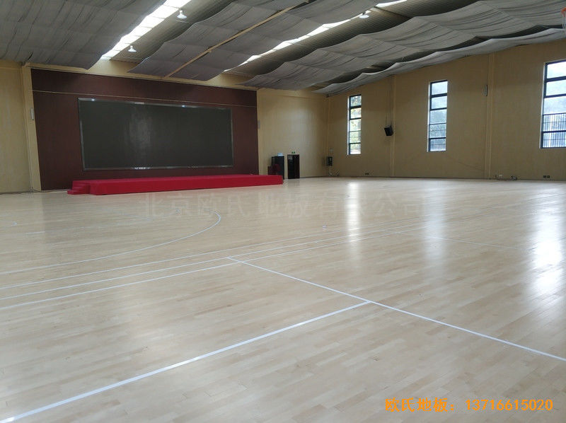 鄭州四中體育館運動地板施工案例5