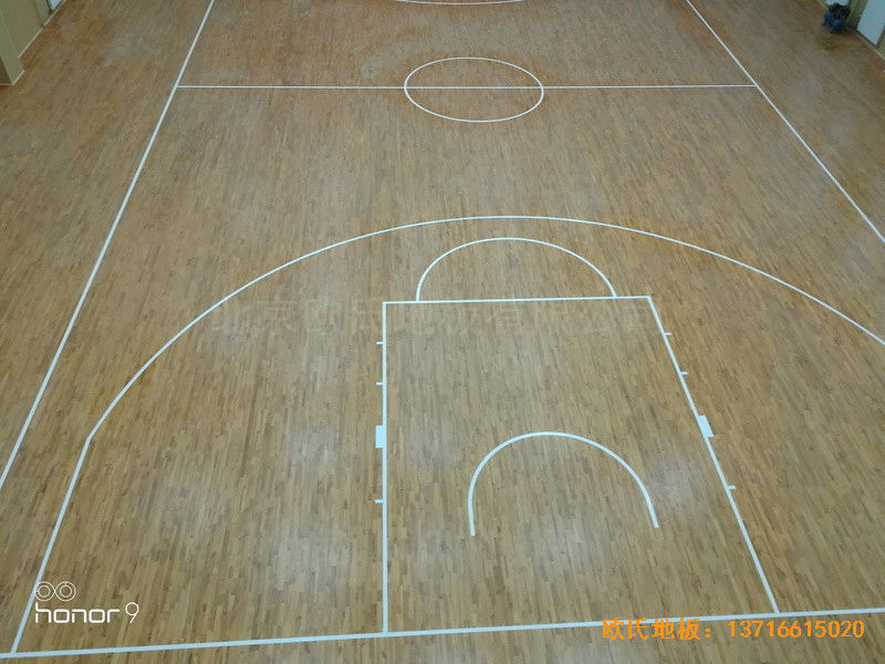 青海西寧大通消防大隊籃球館體育地板鋪設案例3