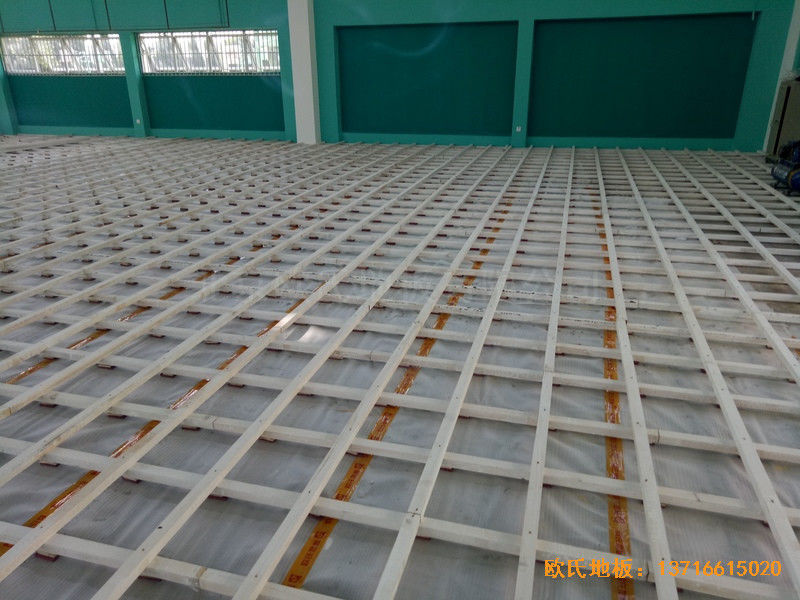 寧波至城學(xué)校籃球館體育木地板安裝案例1