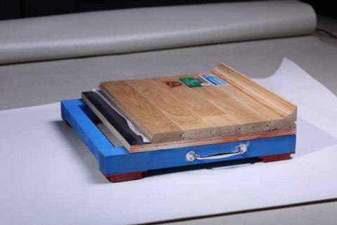 體育館運(yùn)動(dòng)木地板大概多少錢