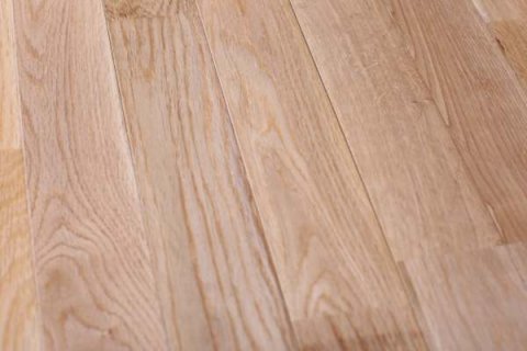 國內(nèi)室內(nèi)籃球場(chǎng)運(yùn)動(dòng)木地板安裝價(jià)格