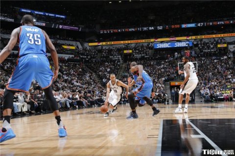 合適的體育場木地板，這么選