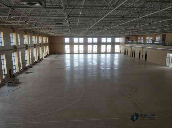 較好的的運動場地木地板