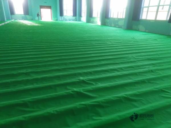 行業體育運動木地板安裝公司