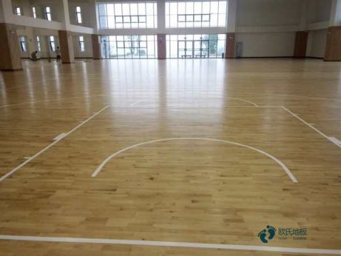 常見體育場館地板廠家報價