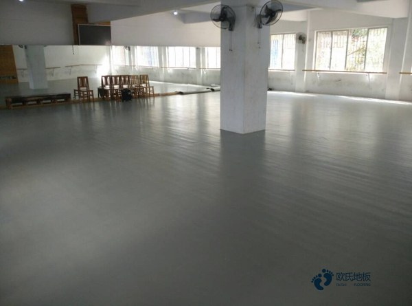 運(yùn)動(dòng)木地板不盯著價(jià)格盯著什么