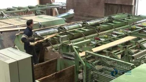 學(xué)?；@球場(chǎng)館地板耐磨度