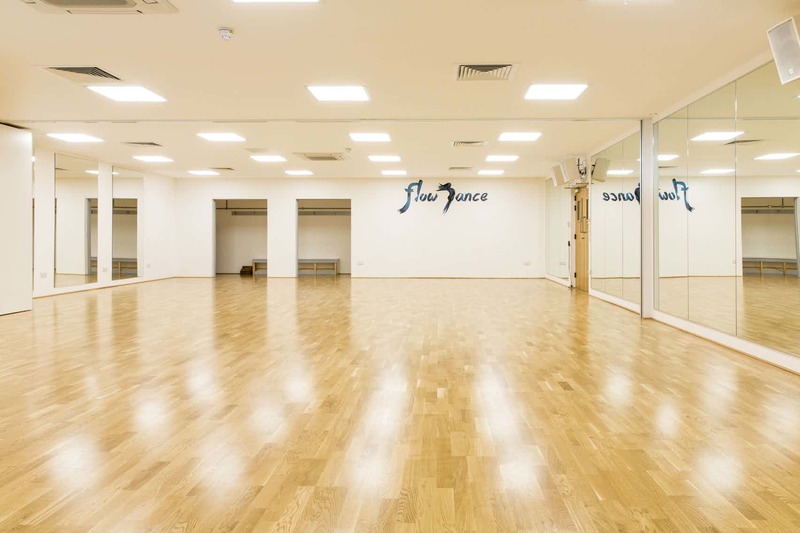 松木舞臺(tái)運(yùn)動(dòng)場館地板哪個(gè)牌子環(huán)保2