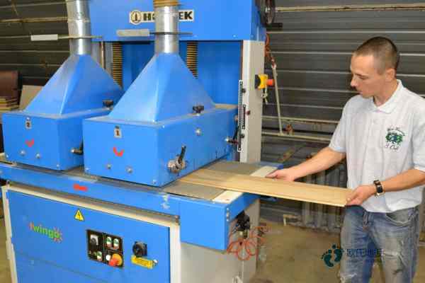 學(xué)校籃球場(chǎng)館木地板使用說(shuō)明1