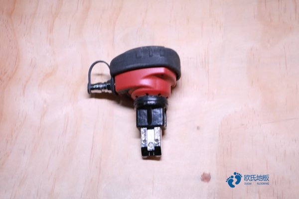 板式龍骨運(yùn)動籃球木地板報價