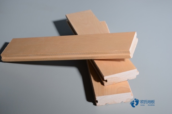 松木運動籃球木地板報價