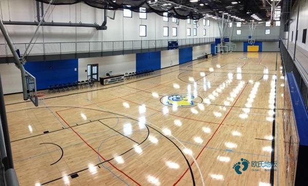 板式龍骨運(yùn)動籃球木地板價格一般多少錢一平方米
