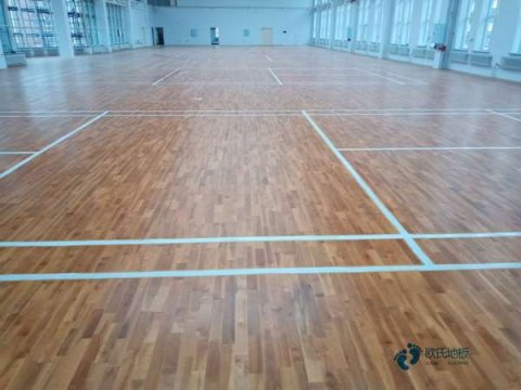 國標運動籃球木地板價錢