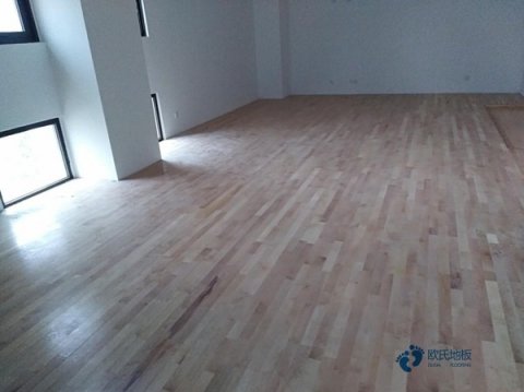 20厚體育場地木地板品牌哪個好