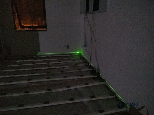 20厚運動型地板什么牌子好1